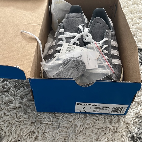 New with box Adidas Campus 80s in Gray with white